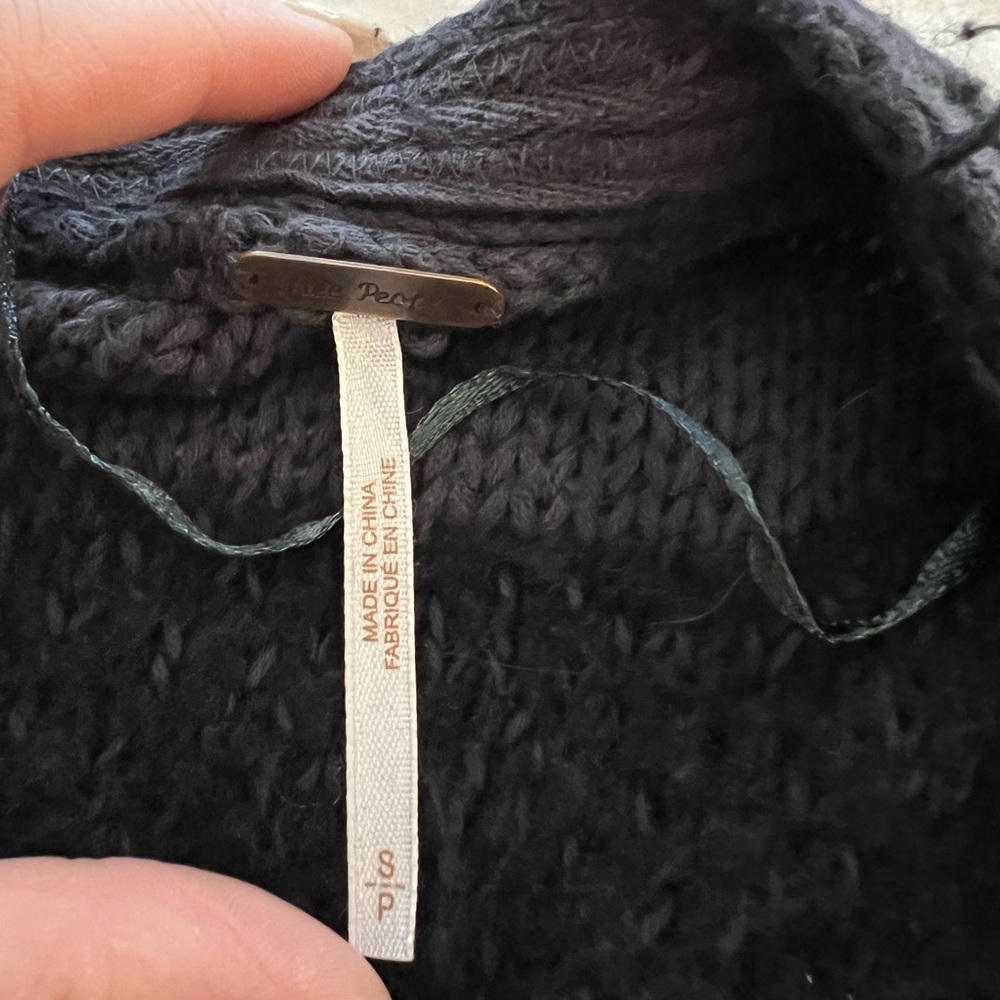 super cozy oversized knit cardi - Picture 2 of 3